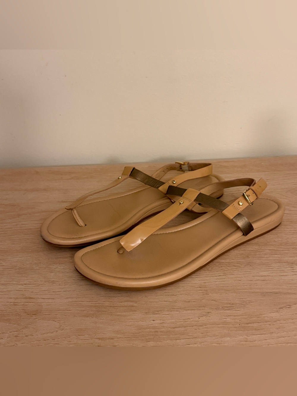 Women's Cole Haan Tan Leather T-Strap Sandals 8.5B